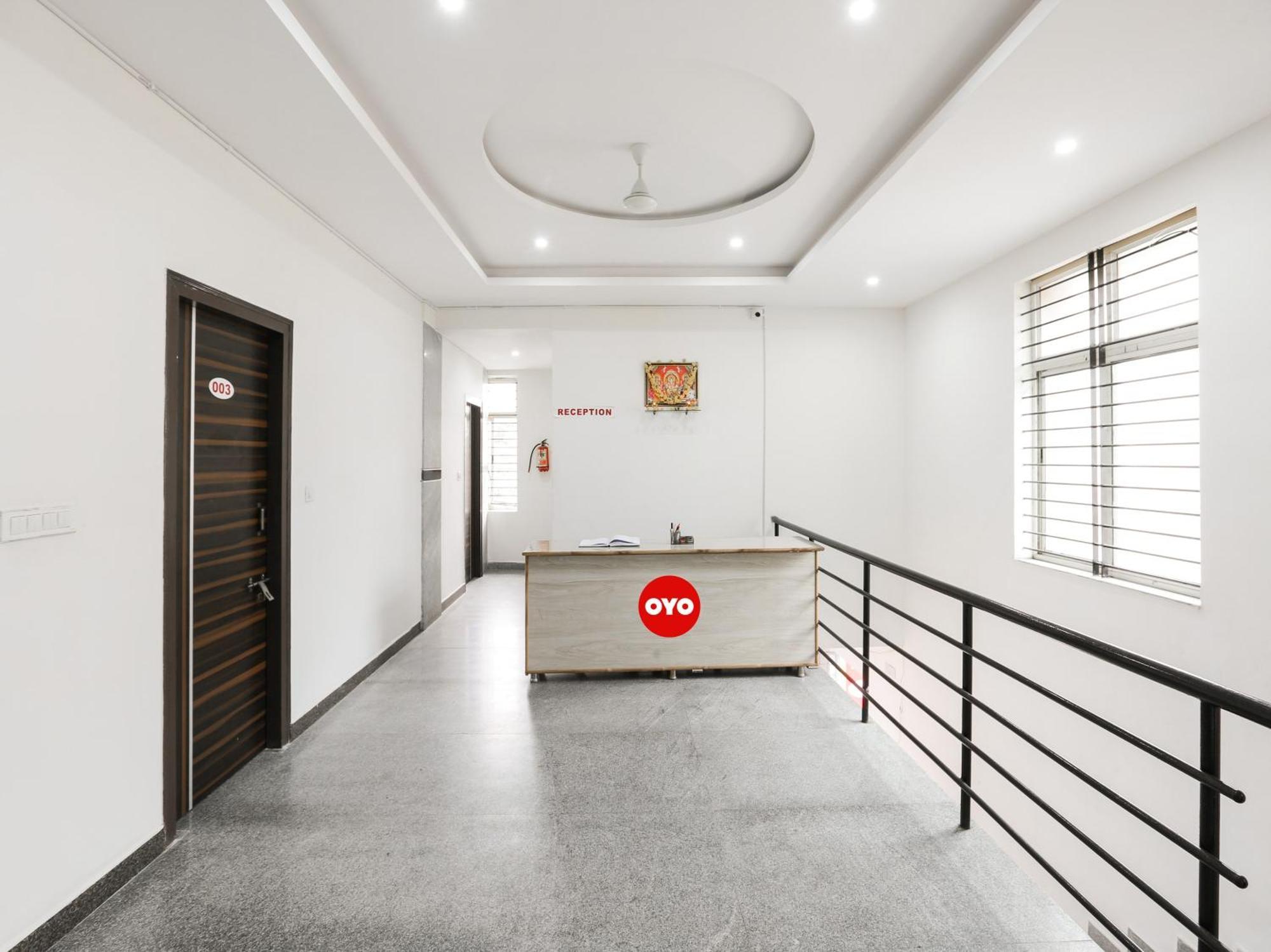Hotel O Manjushree Boarding & Lodging Nearby Dr.Br Ambedkar Stadium Basveshwar Nagar Bangalore Exterior photo